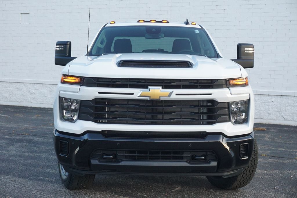 2026 Chevrolet Silverado 2500HD Custom