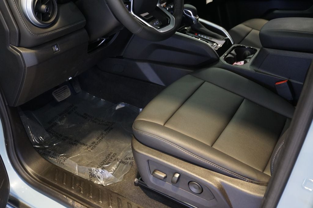 2025 Chevrolet Colorado LT