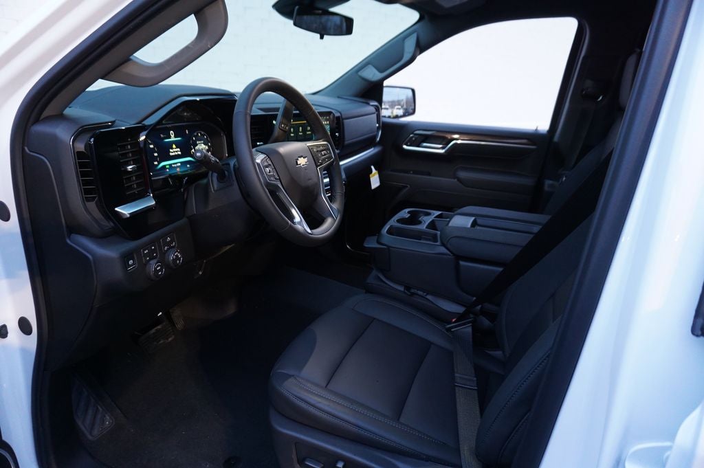 2026 Chevrolet Silverado 1500 LT LT1