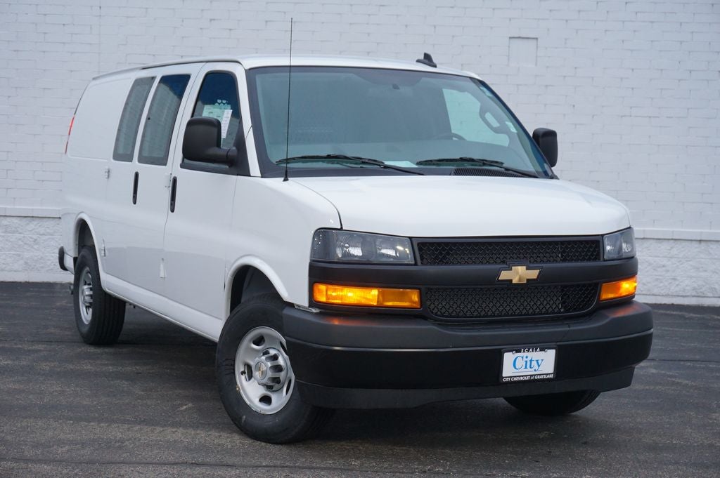 2025 Chevrolet Express 2500 Work Van Cargo
