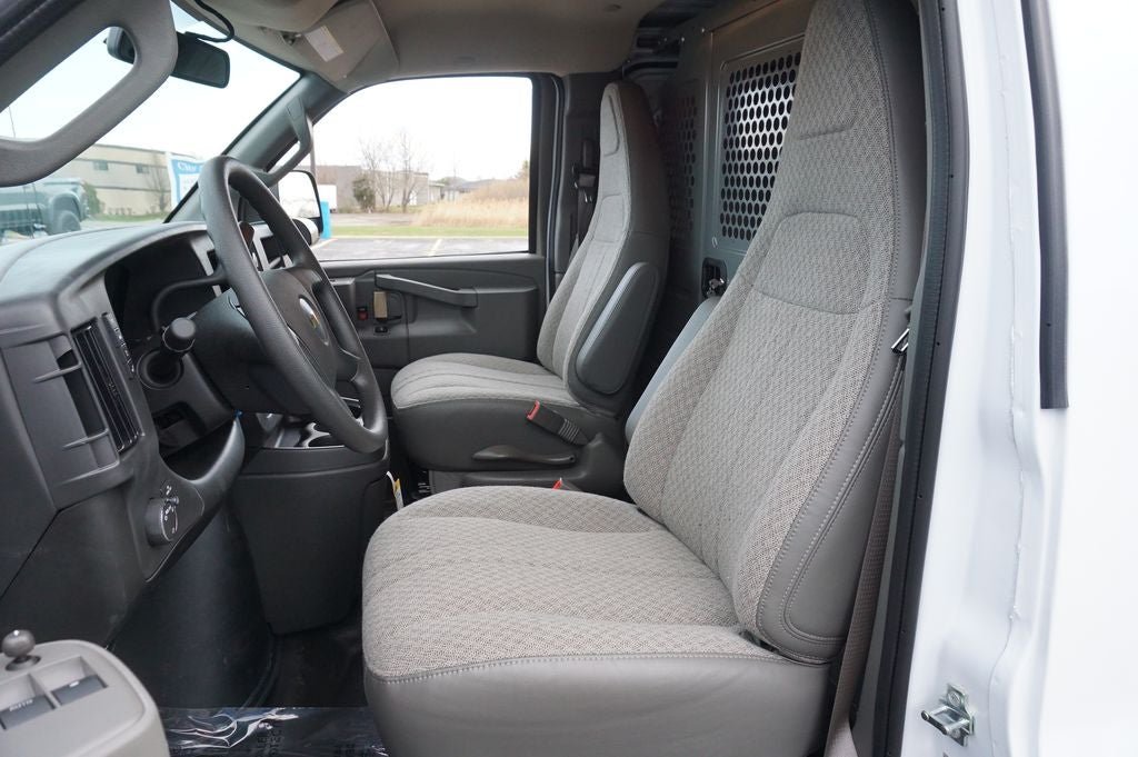 2025 Chevrolet Express 2500 Work Van Cargo