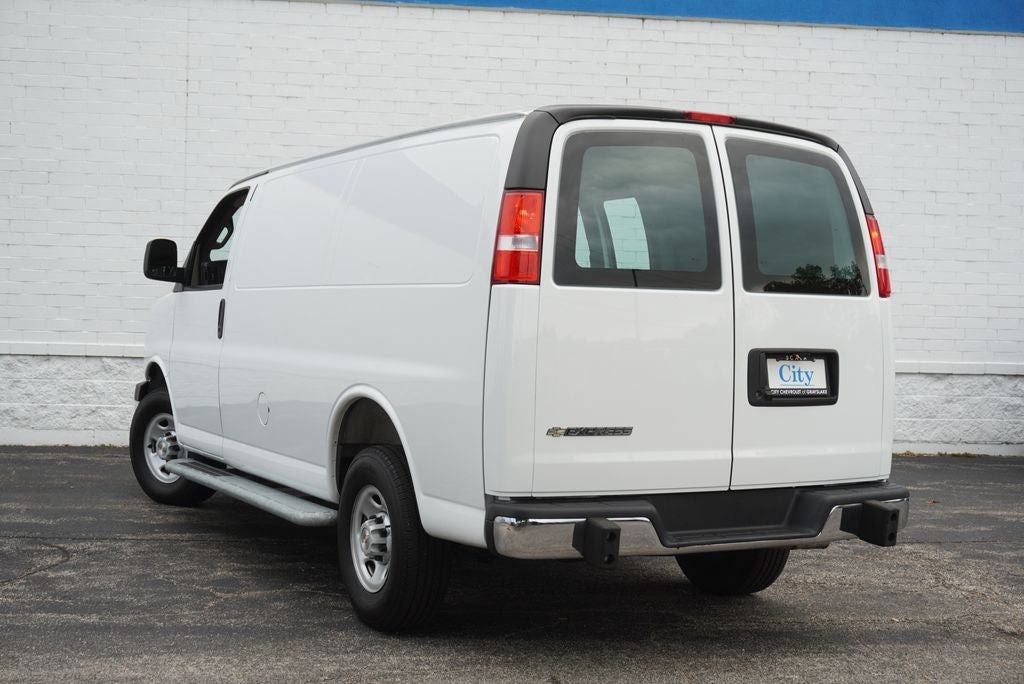 2025 Chevrolet Express 2500 Work Van Cargo