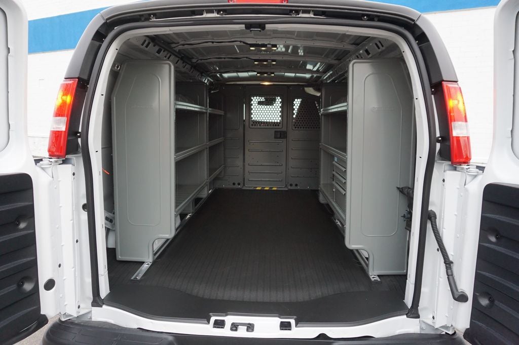 2026 Chevrolet Express 2500 Work Van Cargo