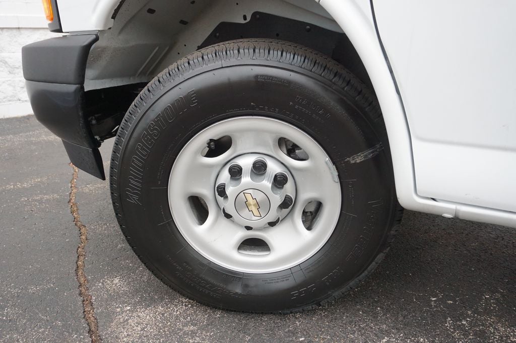 2026 Chevrolet Express 2500 Work Van Cargo