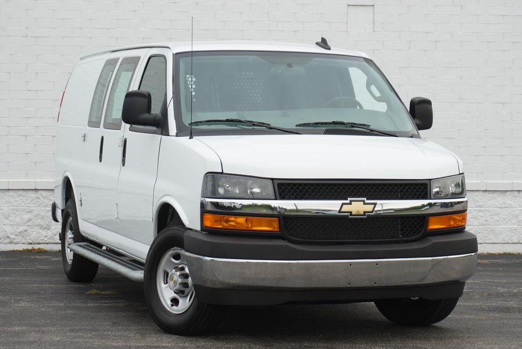 2025 Chevrolet Express 2500 Work Van Cargo