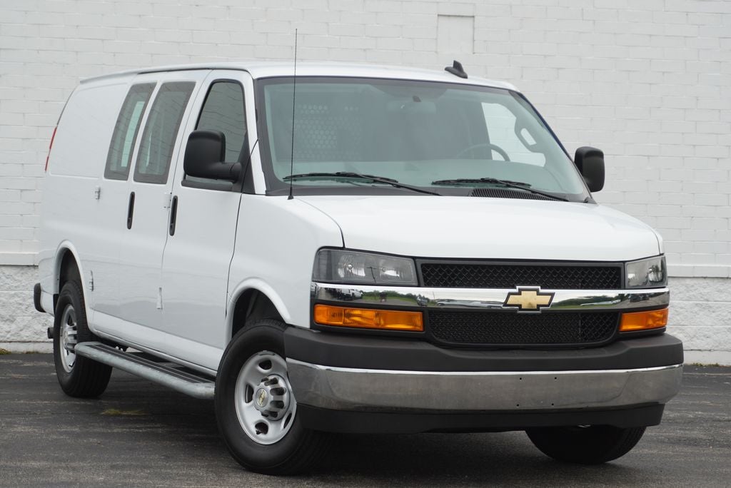 2025 Chevrolet Express 2500 Work Van Cargo