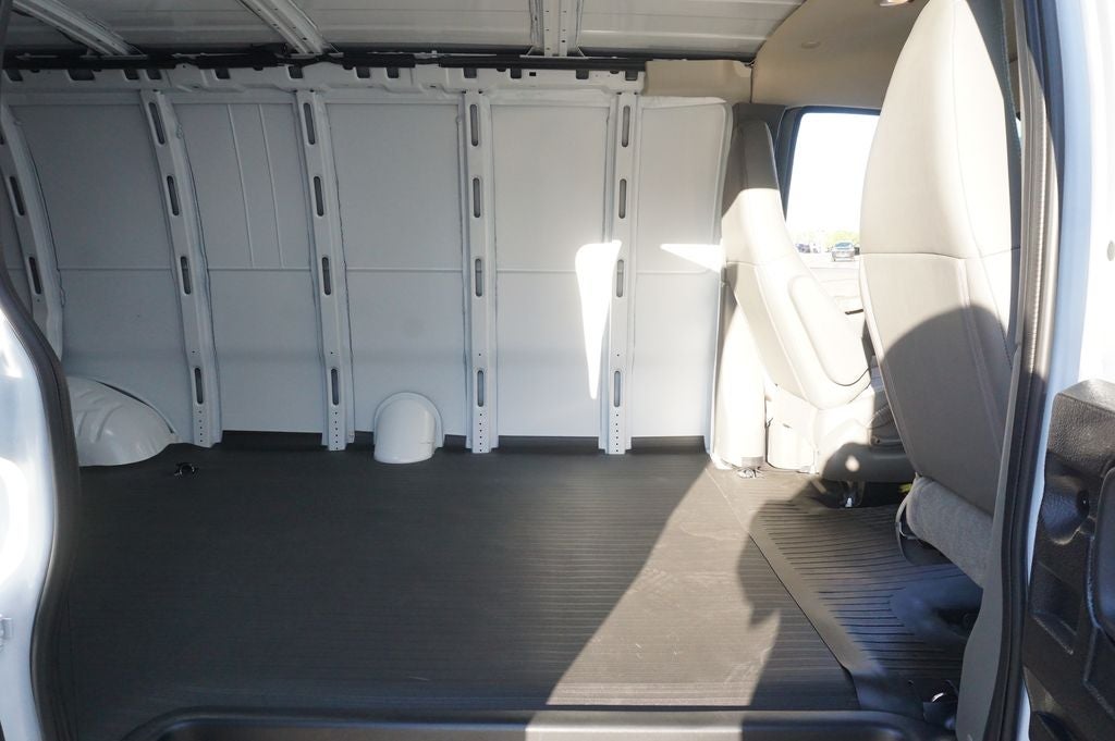 2026 Chevrolet Express 2500 Work Van Cargo