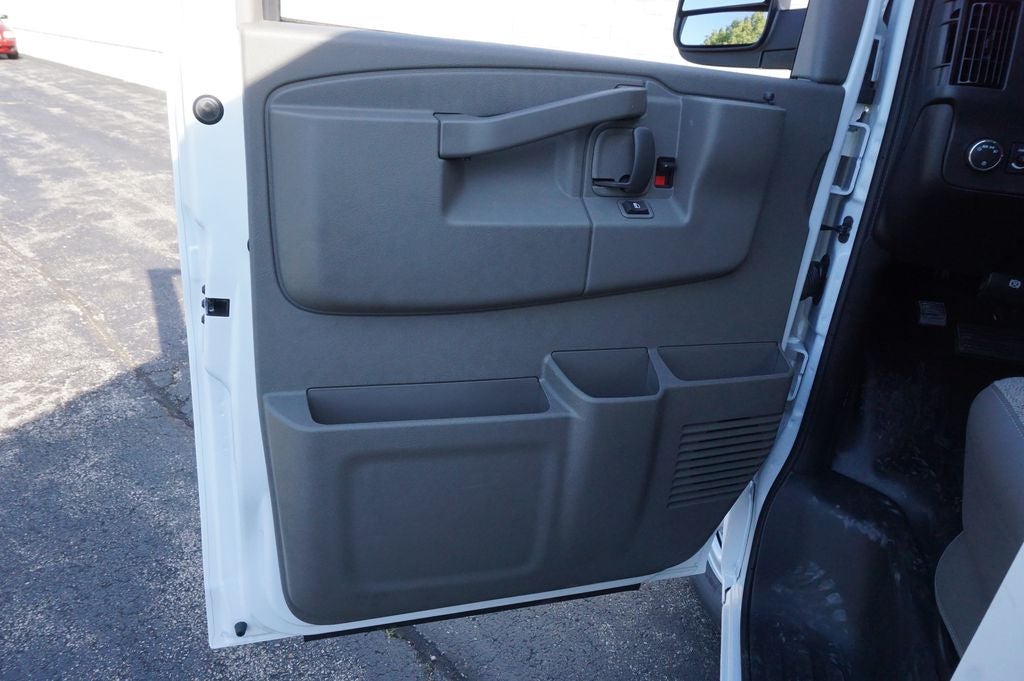 2026 Chevrolet Express 3500 Work Van Cargo