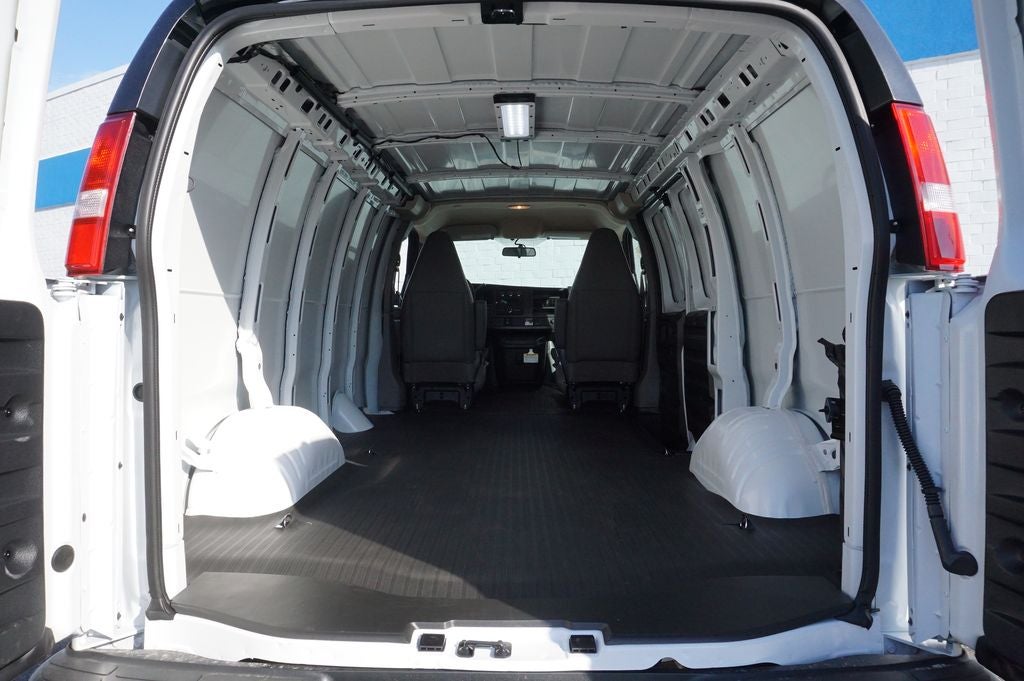 2026 Chevrolet Express 3500 Work Van Cargo