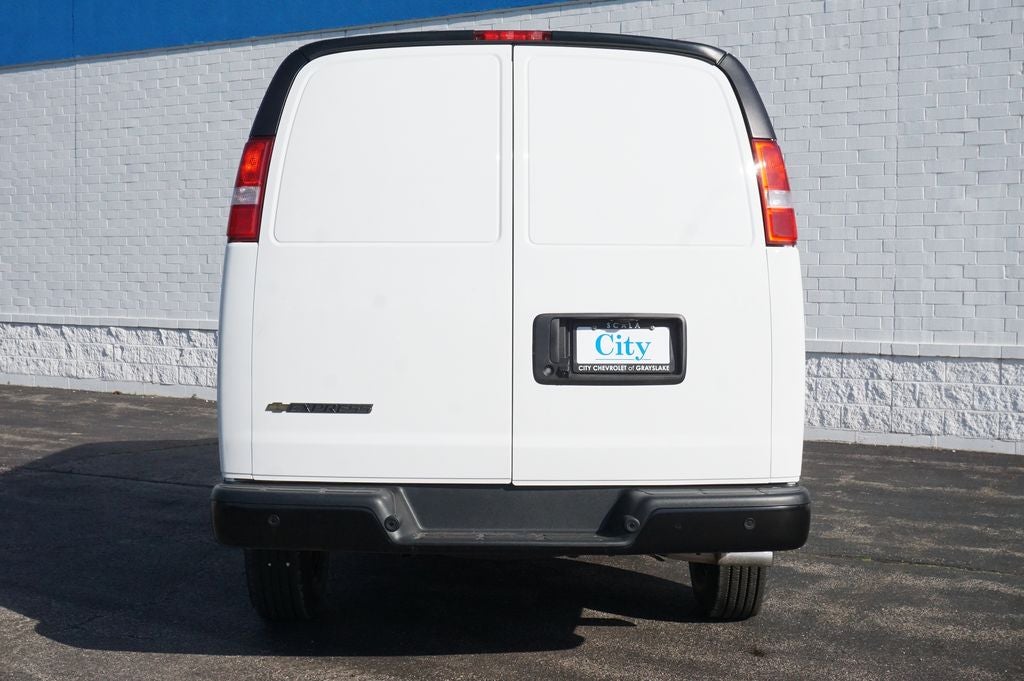 2026 Chevrolet Express 3500 Work Van Cargo