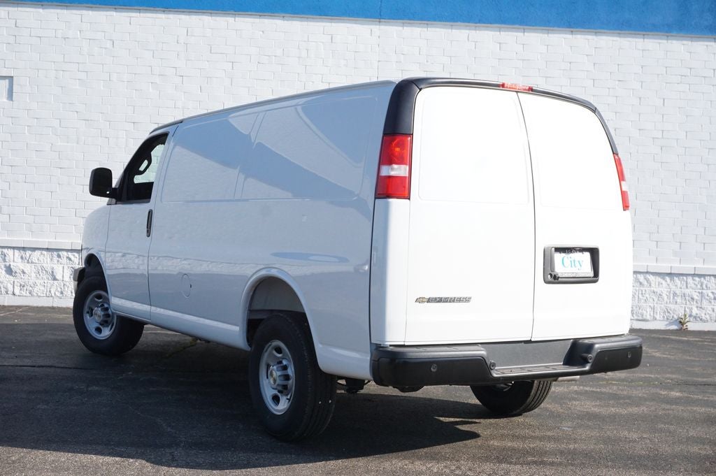 2026 Chevrolet Express 3500 Work Van Cargo