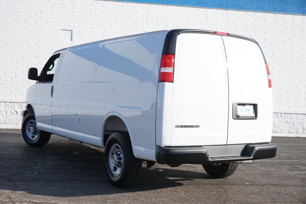 2026 Chevrolet Express 3500 Work Van Cargo