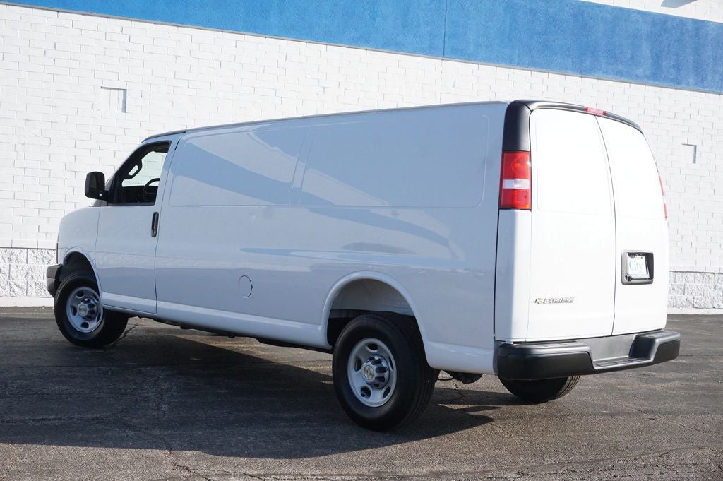 2026 Chevrolet Express 3500 Work Van Cargo