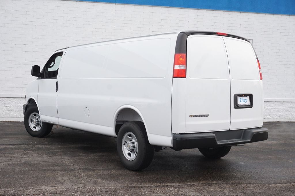 2025 Chevrolet Express 3500 Work Van Cargo
