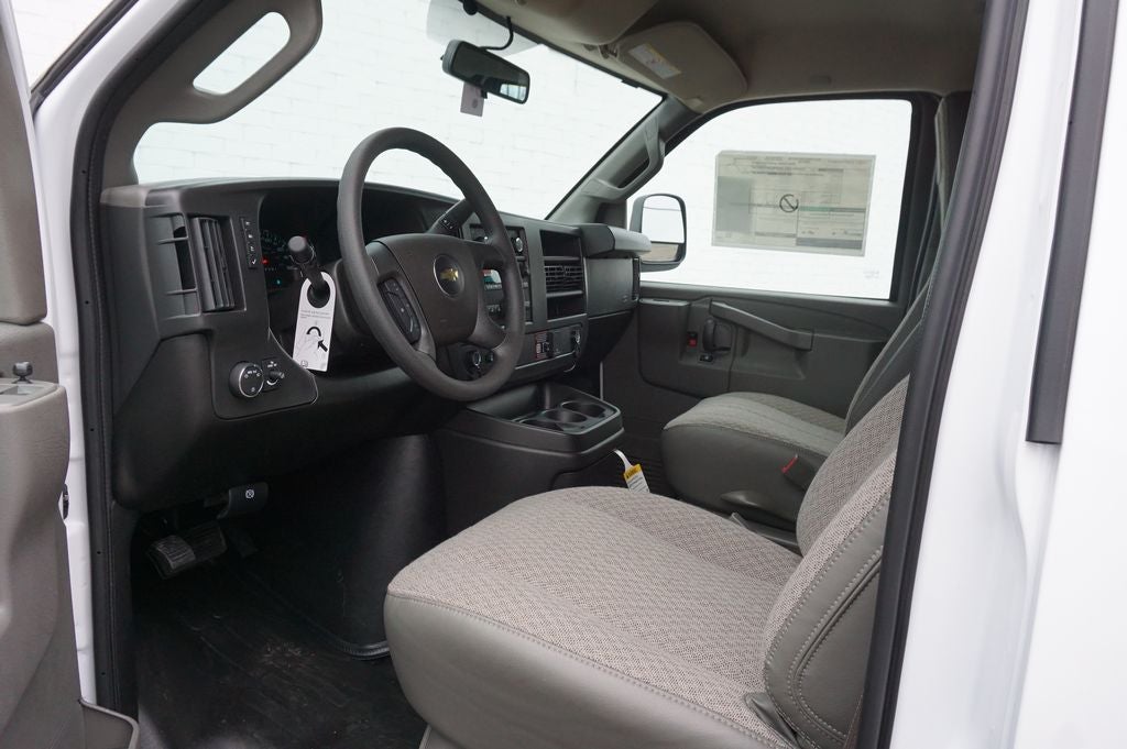 2026 Chevrolet Express 3500 Work Van Cargo