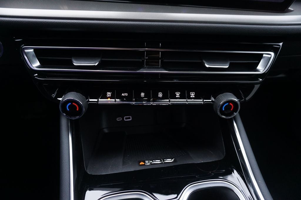 2025 Chevrolet Traverse LT 1LT