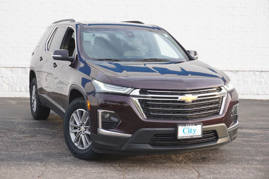 2023 Chevrolet Traverse LT Leather