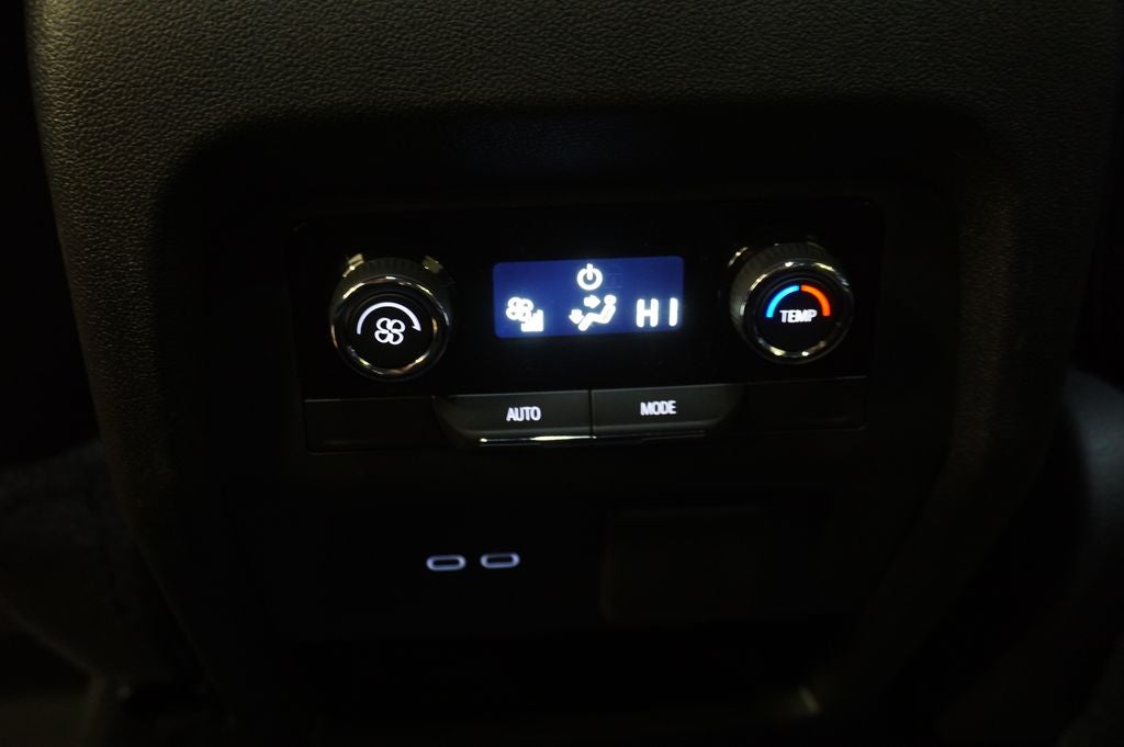 2026 Chevrolet Traverse LT 2LT