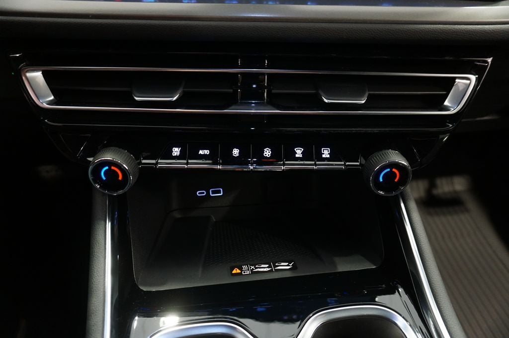 2026 Chevrolet Traverse LT 2LT