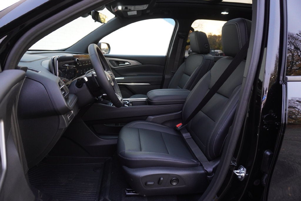 2027 Chevrolet Traverse LT 2LT