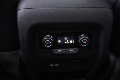 2027 Chevrolet Traverse LT 2LT