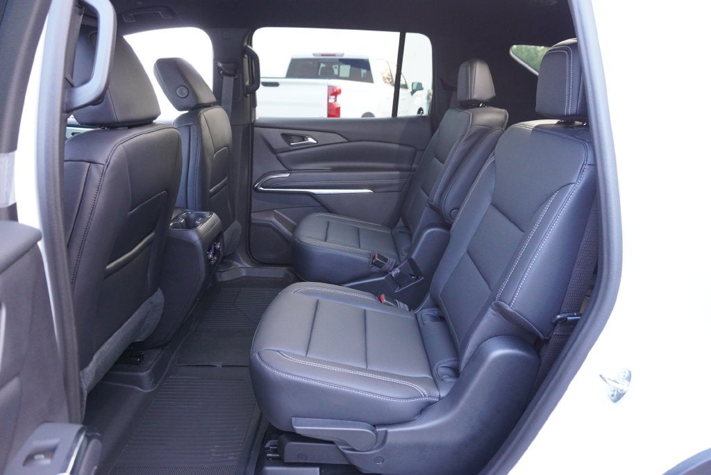 2027 Chevrolet Traverse LT 2LT