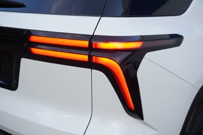 2027 Chevrolet Traverse LT 2LT