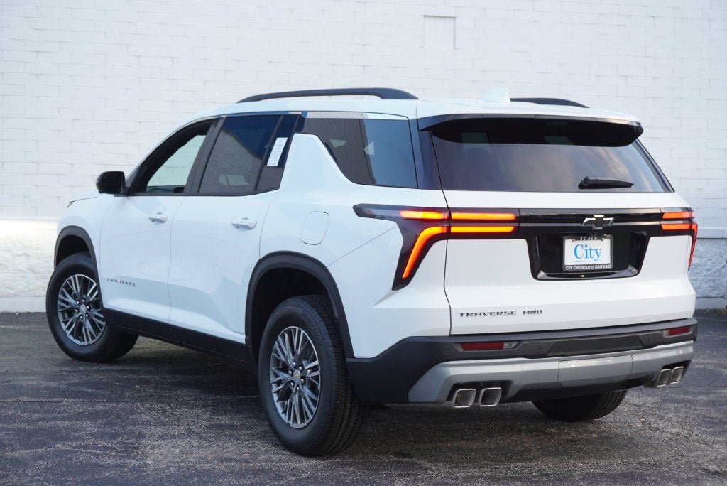 2027 Chevrolet Traverse LT 2LT