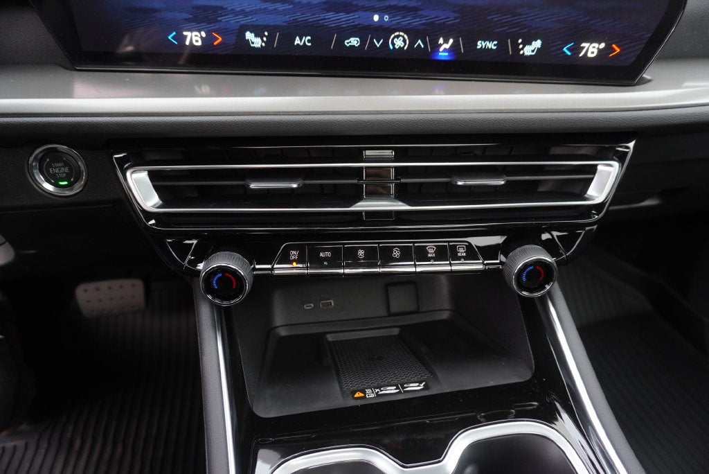 2027 Chevrolet Traverse LT 2LT
