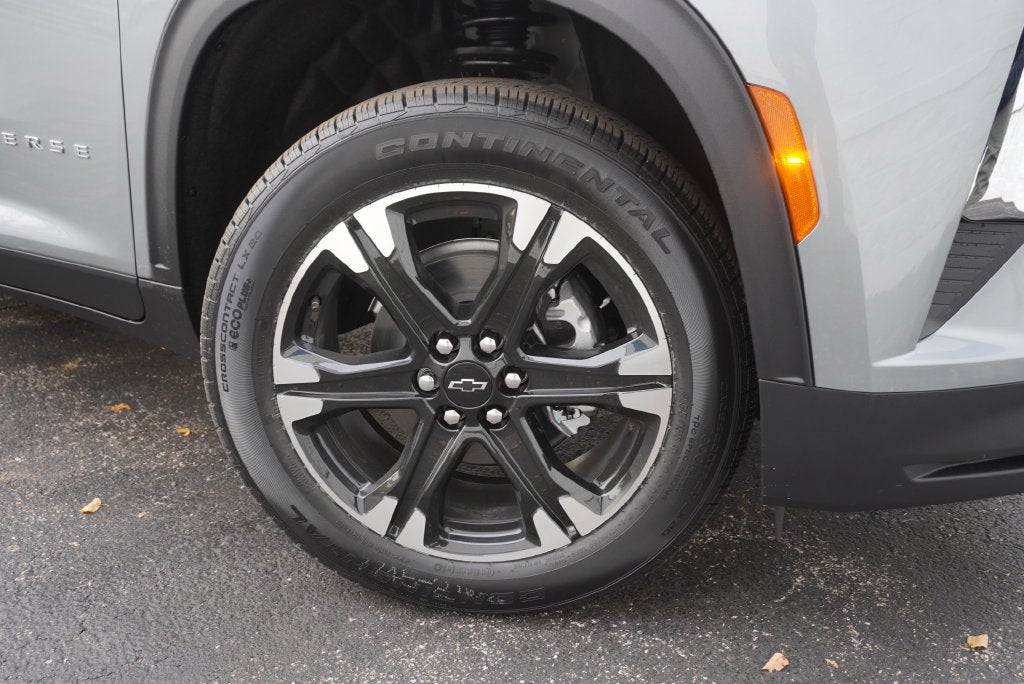 2027 Chevrolet Traverse LT 2LT