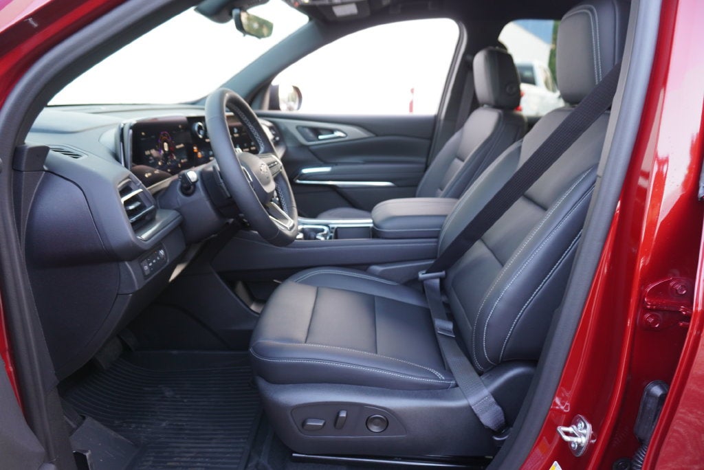 2027 Chevrolet Traverse LT 2LT