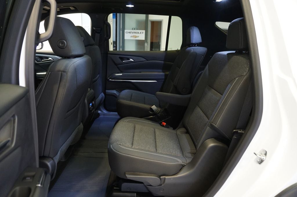 2025 Chevrolet Traverse LT 2LT