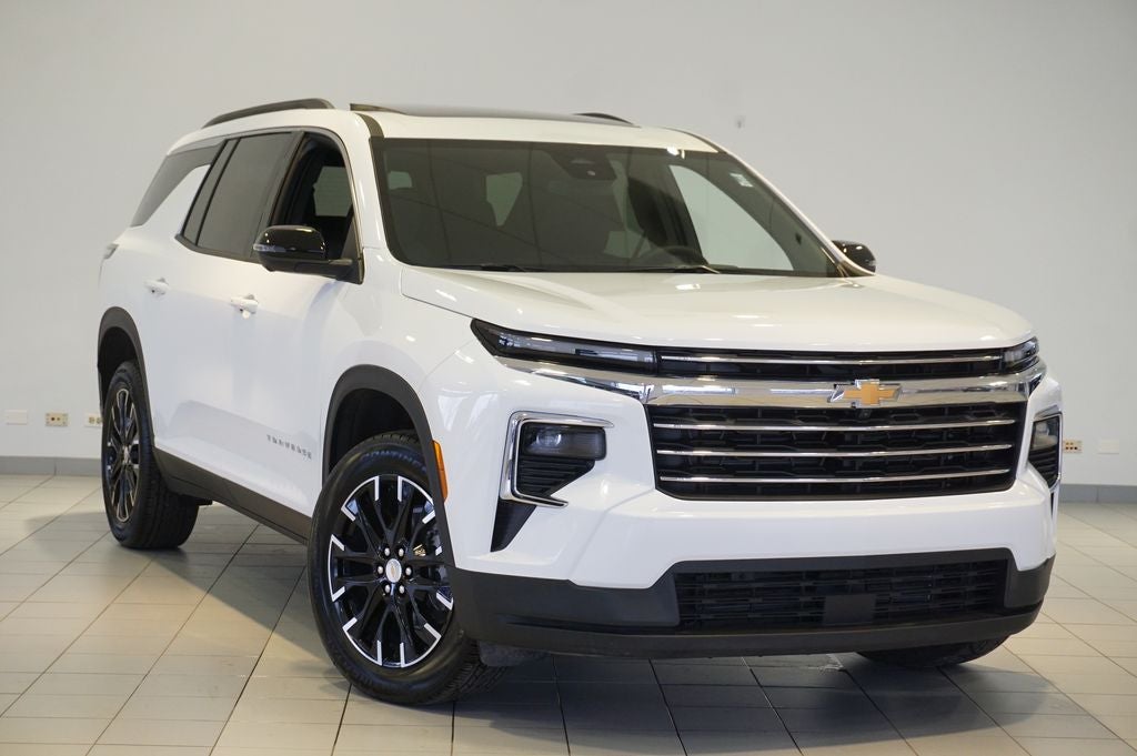 2025 Chevrolet Traverse LT 2LT