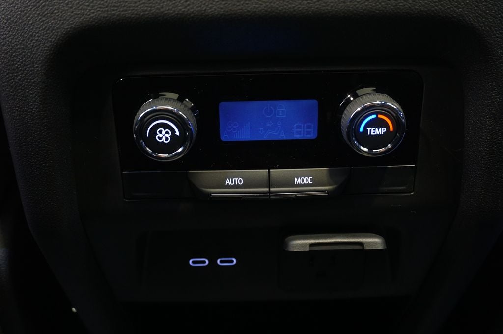 2025 Chevrolet Traverse LT 2LT