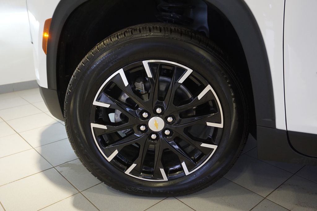 2025 Chevrolet Traverse LT 2LT