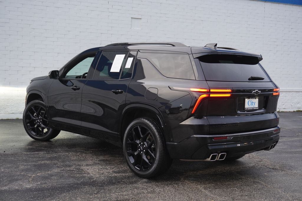 2025 Chevrolet Traverse RS