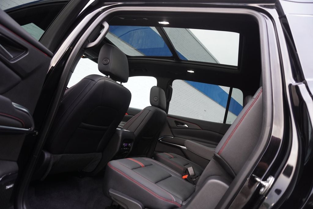 2025 Chevrolet Traverse RS