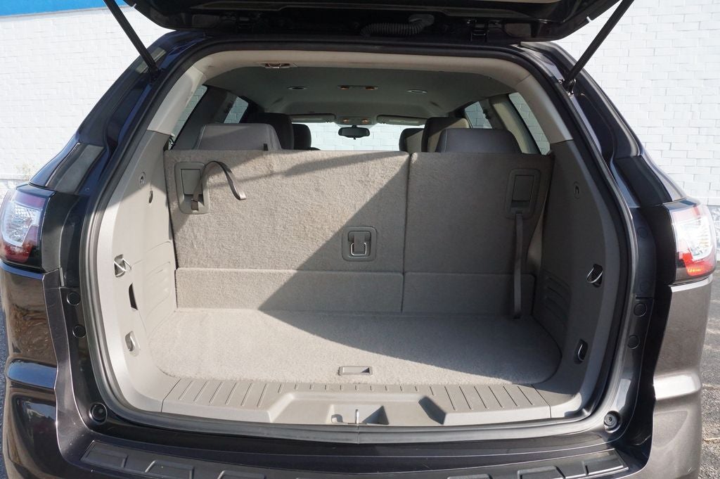 2017 Chevrolet Traverse LS