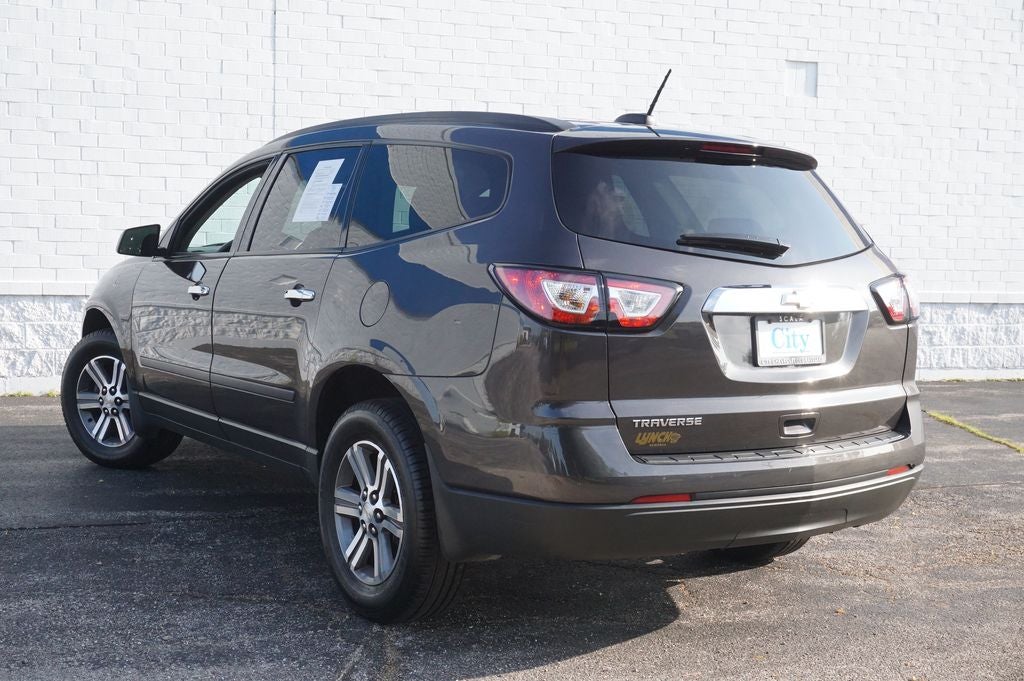 2017 Chevrolet Traverse LS