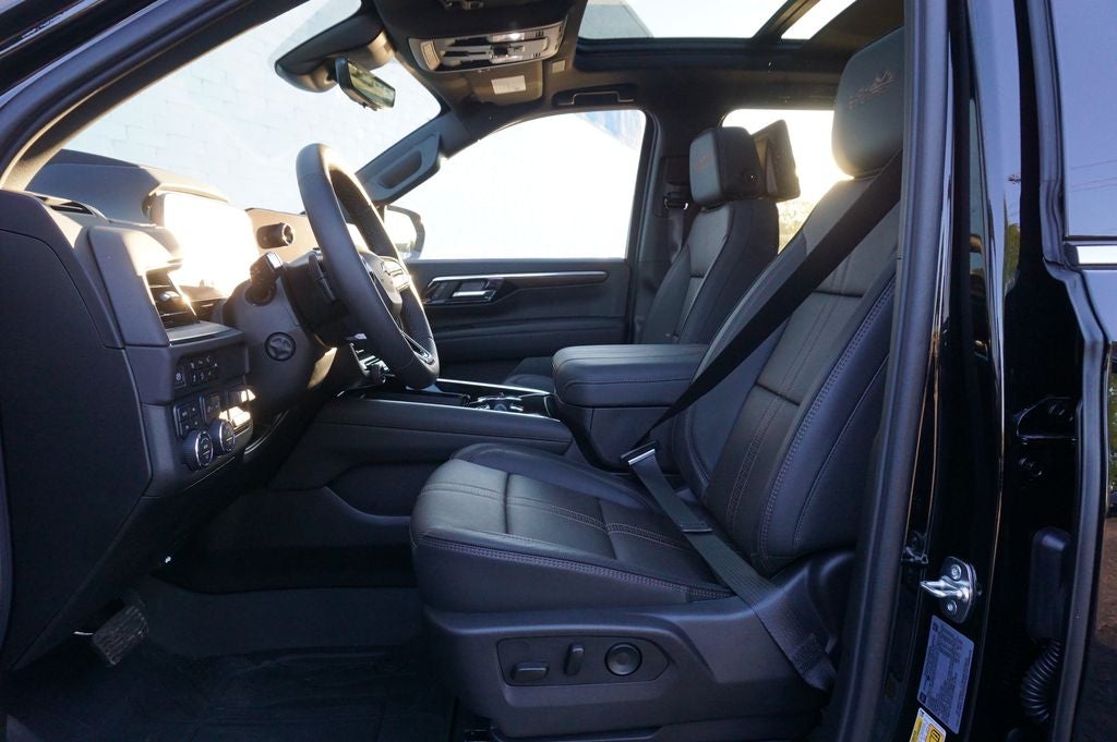2025 Chevrolet Suburban High Country