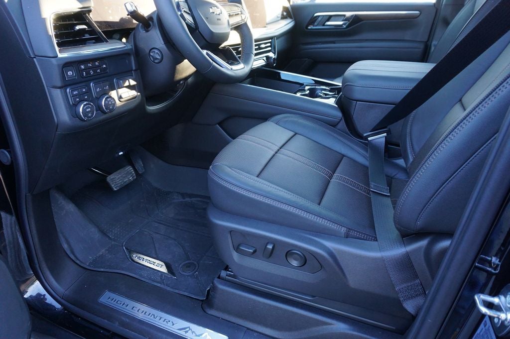 2025 Chevrolet Suburban High Country