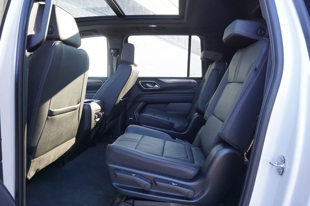 2024 Chevrolet Suburban RST