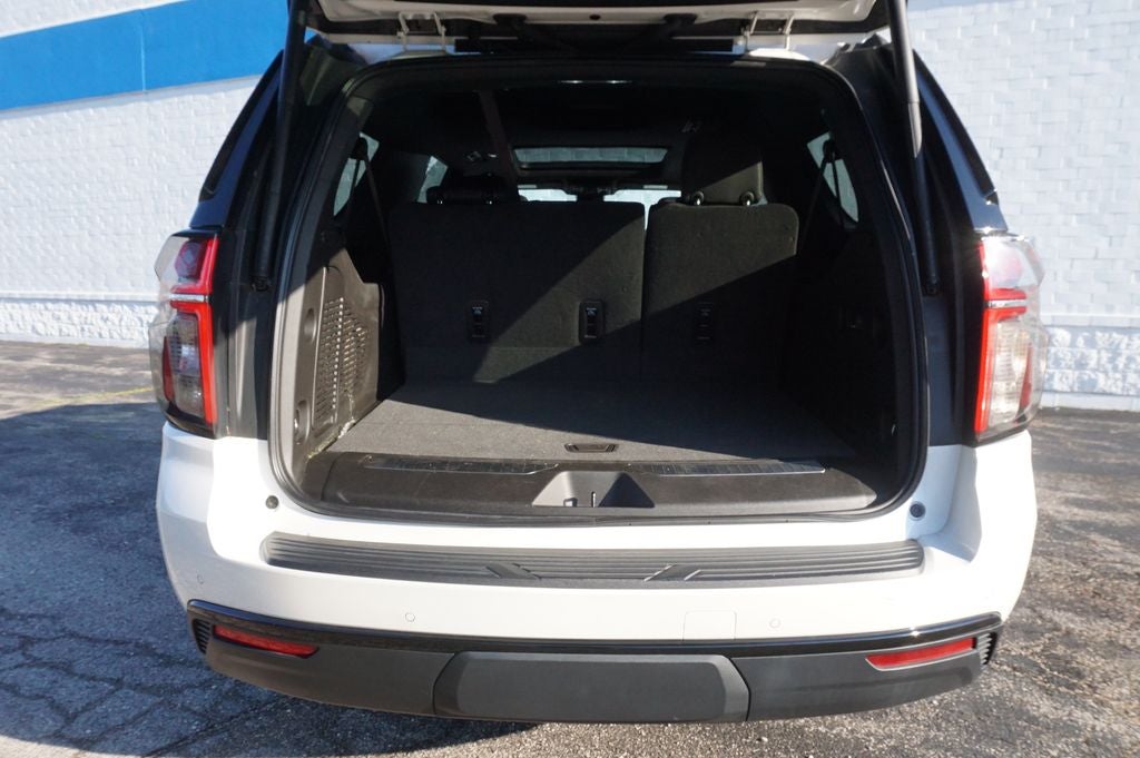 2024 Chevrolet Suburban RST
