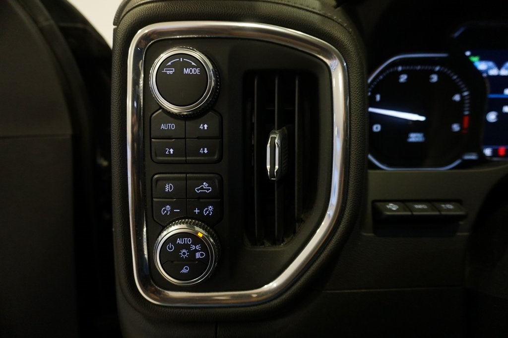 2023 GMC Sierra 3500HD Denali