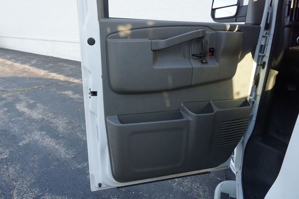 2024 GMC Savana 2500 Work Van