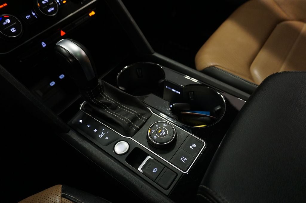 2022 Volkswagen Atlas Cross Sport 3.6L V6 SEL Premium R-Line