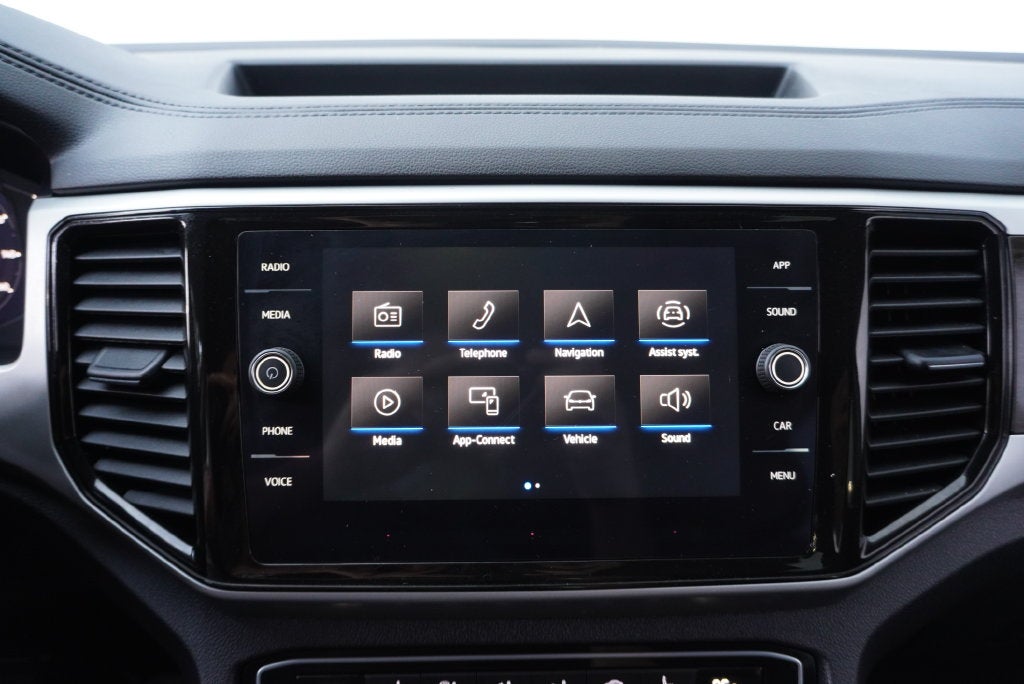 2023 Volkswagen Atlas 3.6L V6 SE w/Technology