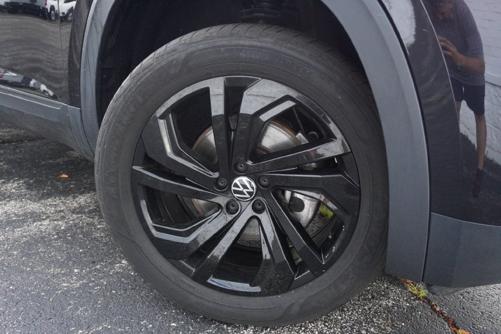 2023 Volkswagen Atlas 3.6L V6 SE w/Technology