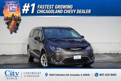 2020 Chrysler Pacifica Touring