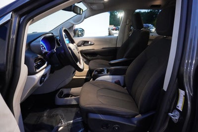2020 Chrysler Pacifica Touring